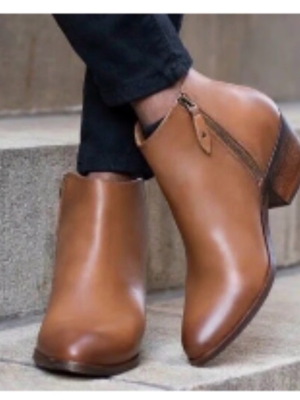 FRYE Judith Zip Bootie - Cognac - Size 8M